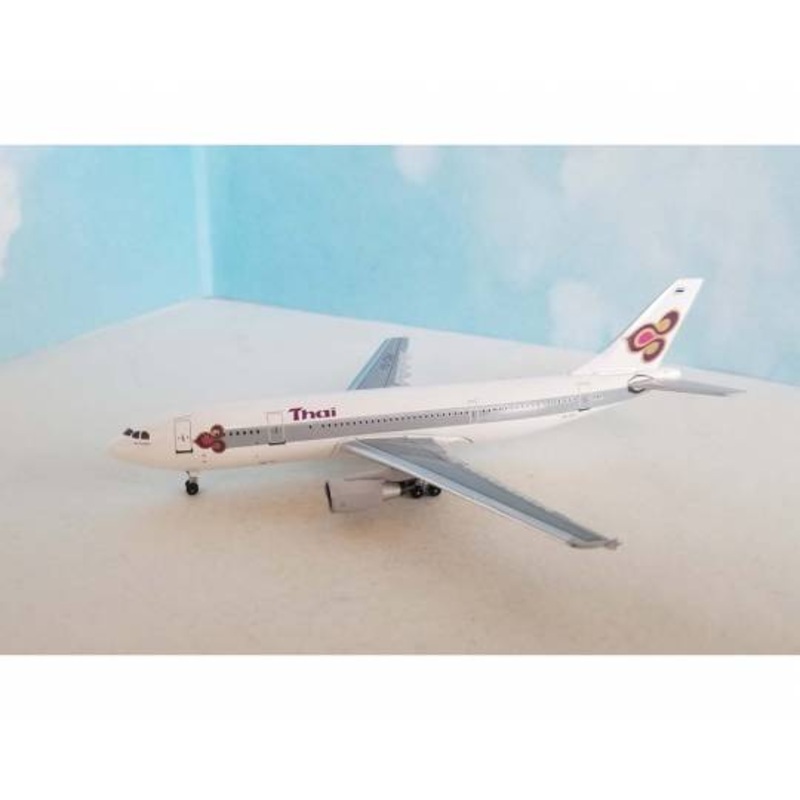 AC419779 | Aero Classics 1:400 | Airbus A300-600R Thai International HS-TAH