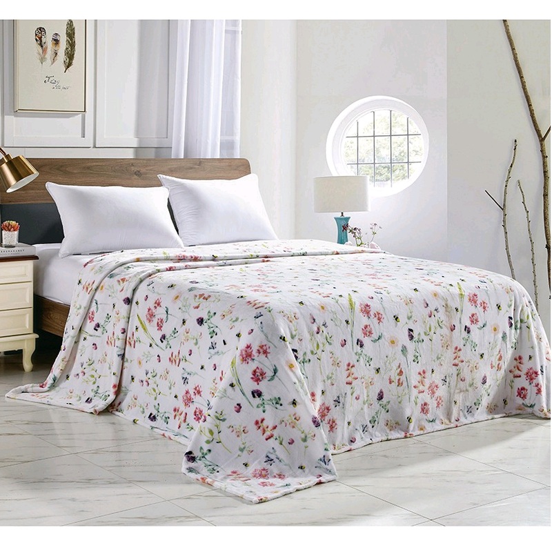 Bloom Lightweight Bed Blanket Queen (90 x 90 inches)