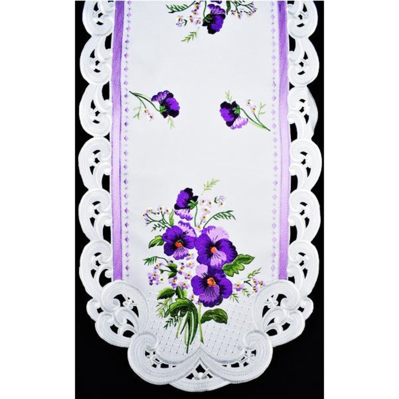 Purple Pansy Doily Runner 0010 24-Inch Round