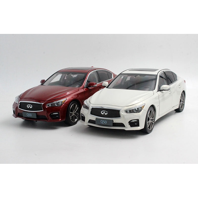 Original Authorized Authentic 1:18 Infiniti Q50S classic toy car model for christmas/Birthday gift, collection Red