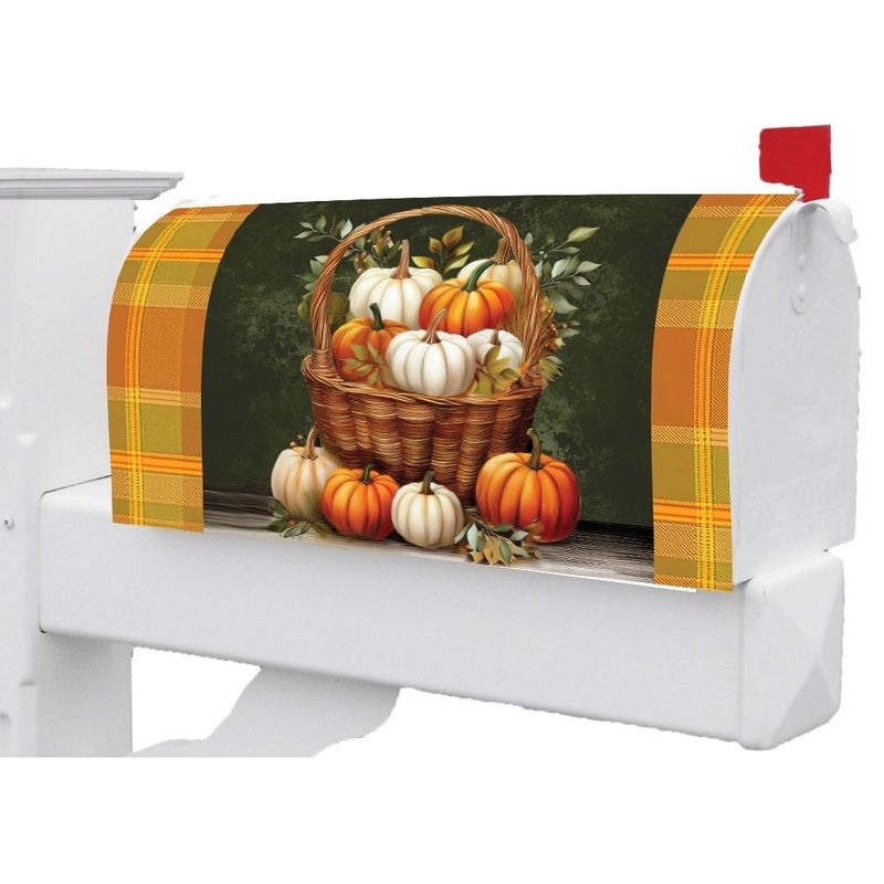 Fall and Winter Mailbox Makeovers