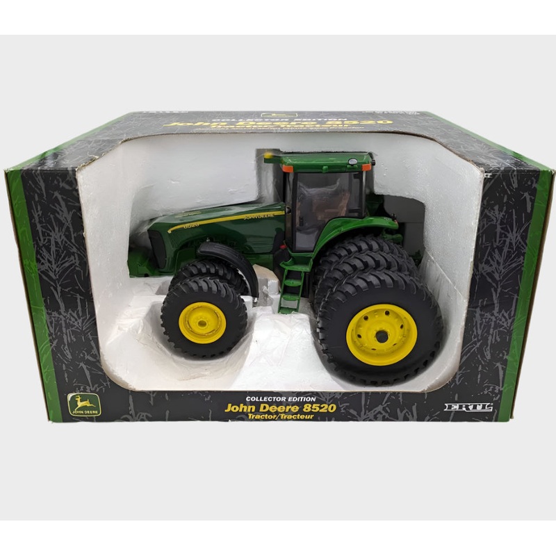 1/16 John Deere 8520 Tractor with Front Duals and Rear Triples Diecast Ertl