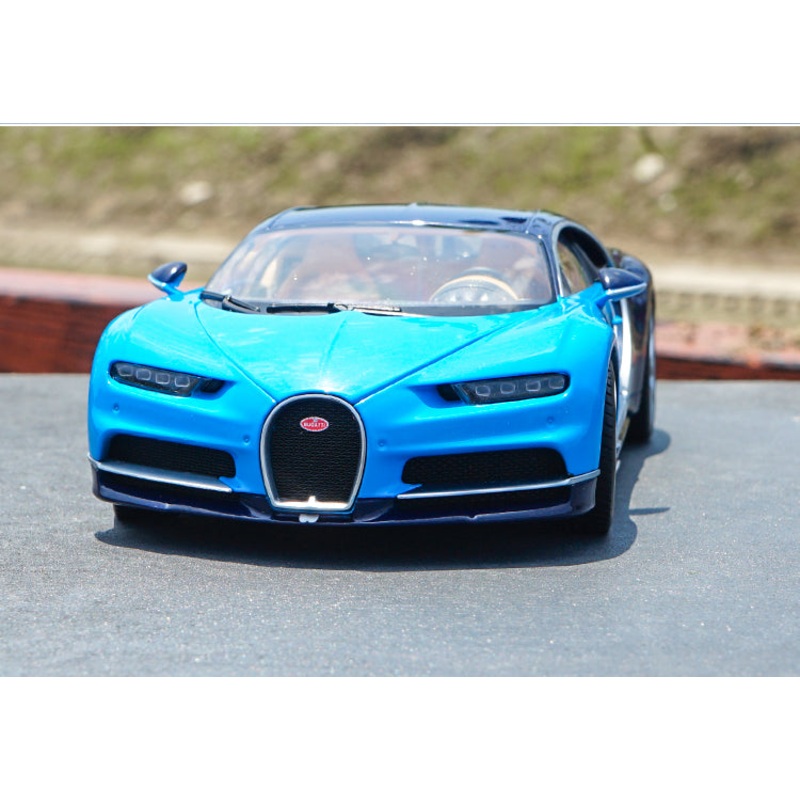 Original factory authentic 1/18 Bugatti Chiron Welly GTAUTOS metal super car collective models for gift