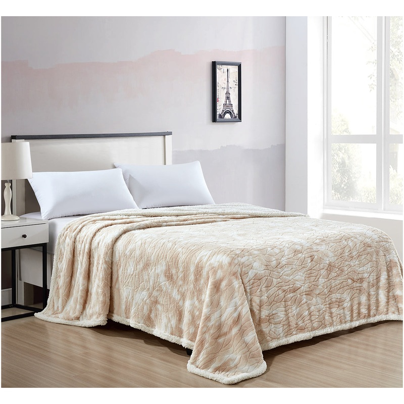 Alaska Sherpa Blanket Beige Queen