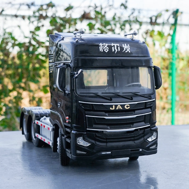 1/24 Diecast JAC Gallop semi-trailer tractor truck model Black
