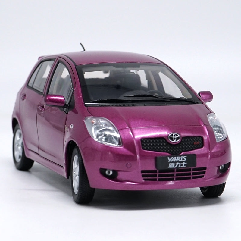 1:18 Toyota Yaris L Diecast Car Model Purple