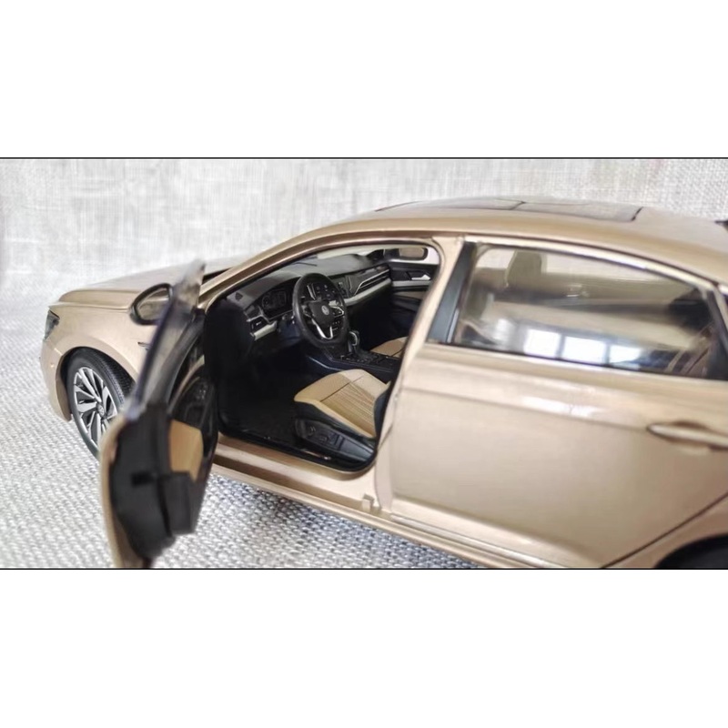 1:18 Volkswagen VW new passat diecast gold scale car model for collection